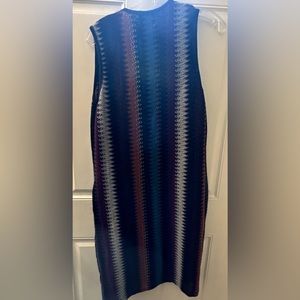 Roommates 40 inch long vest size L